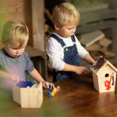 Bastler Nistkasten mit Farbe DIY-Nistkasten für Kinder