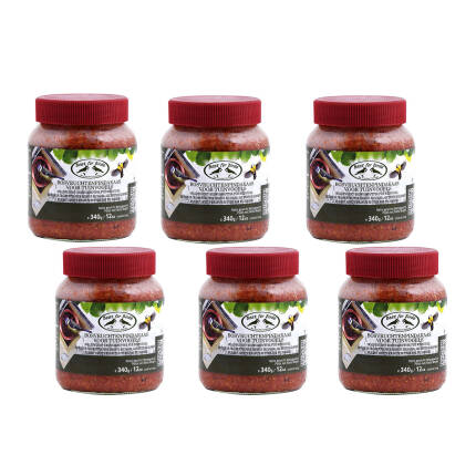 8 Gläser Erdnussbutter mit Waldfrüchten